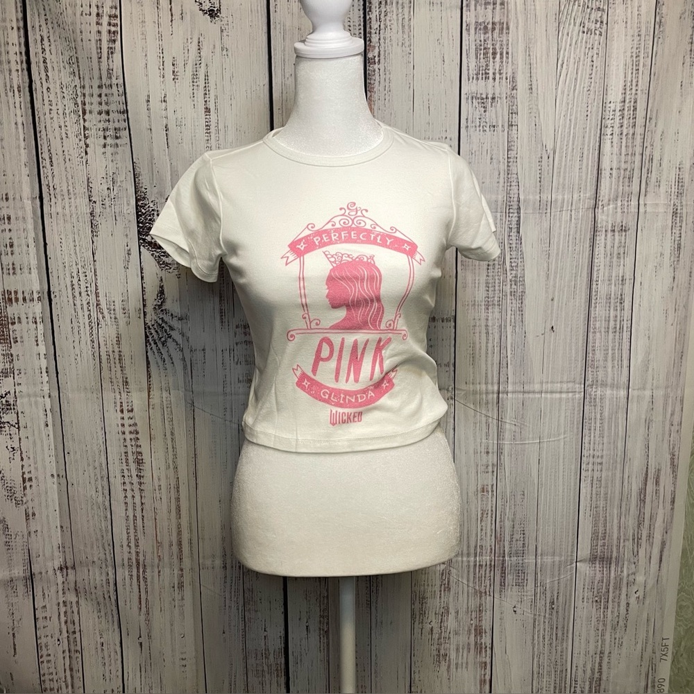 Wicked Perfectly Pink Glinda Graphic Baby Tee Small